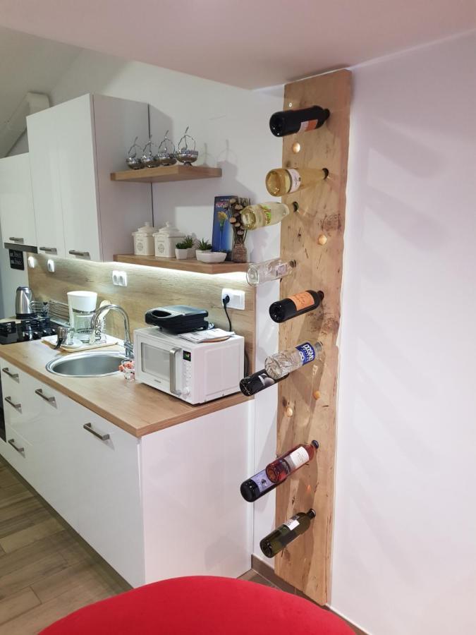 Appartamento Perla Castellana Kaštela Esterno foto