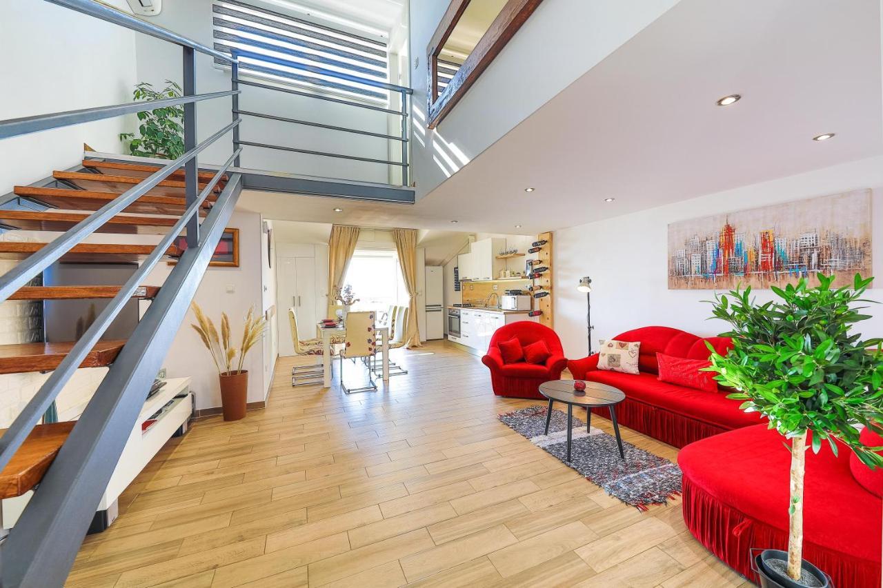 Appartamento Perla Castellana Kaštela Esterno foto