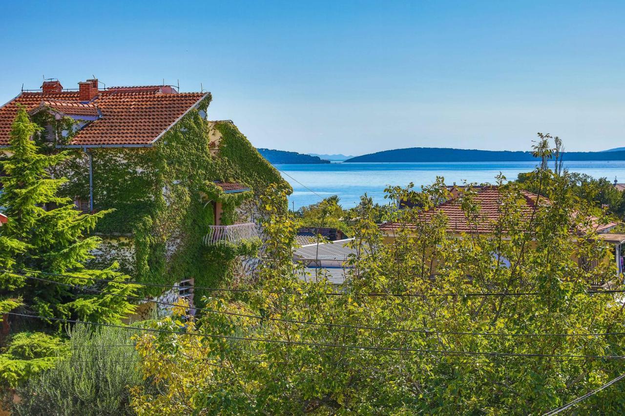 Appartamento Perla Castellana Kaštela Esterno foto
