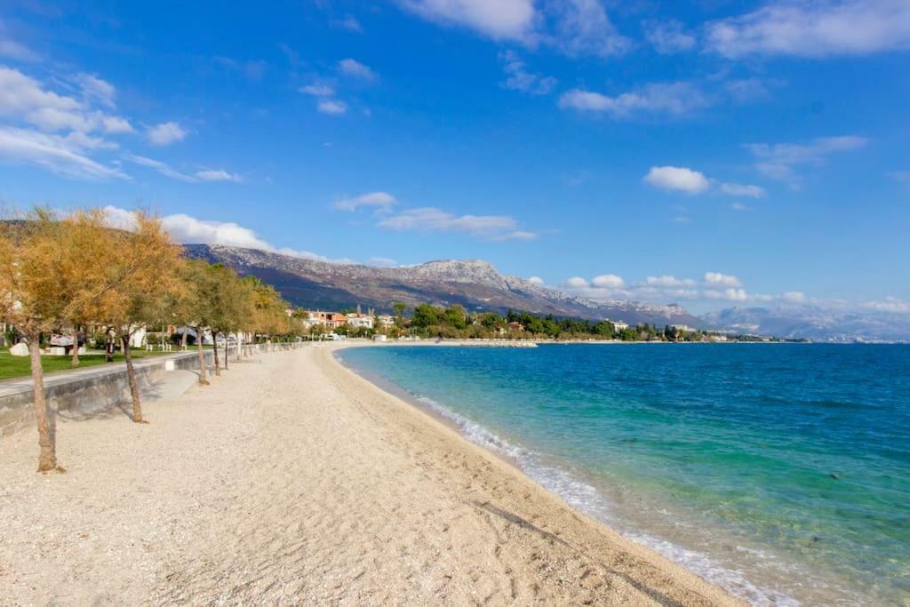 Appartamento Perla Castellana Kaštela Esterno foto
